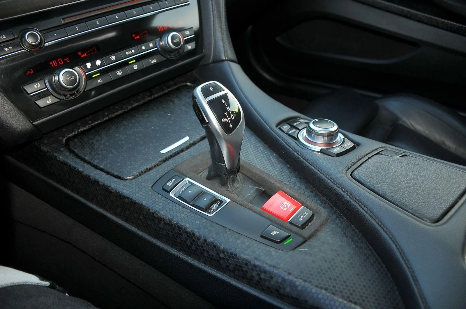 Poza 11 BMW Seria 6 2011 Coupe, 313 CP, Automată, Constanța