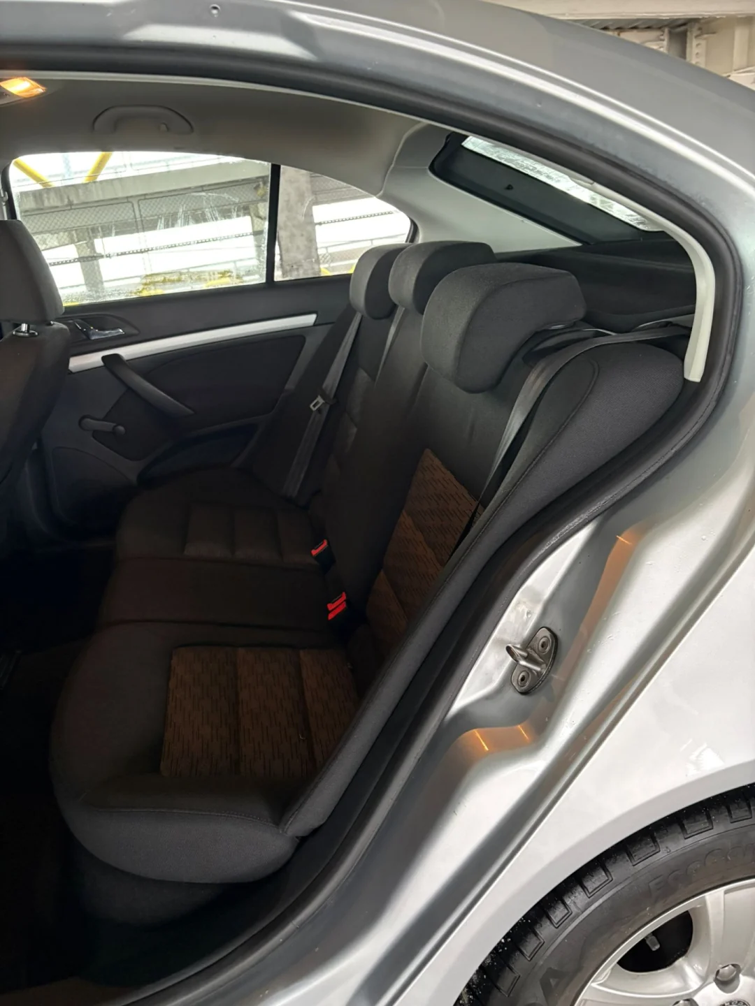 Poza 10 Skoda Octavia 2011 Diesel, 1.6 TDI, Manuală, Întreținută