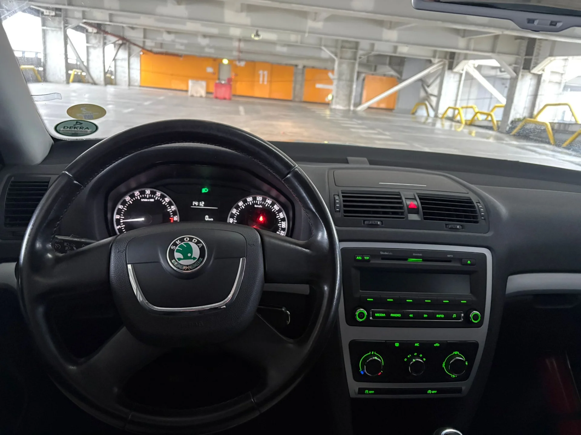 Poza 11 Skoda Octavia 2011 Diesel, 1.6 TDI, Manuală, Întreținută