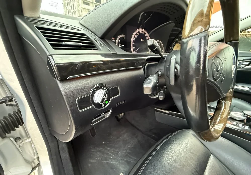 Poza 15 Mercedes-Benz S