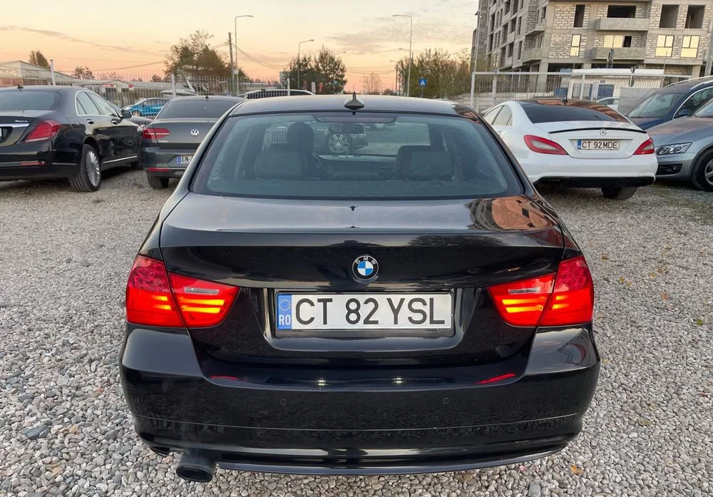 Poza 6 BMW Seria 3 318i Edition Exclusive