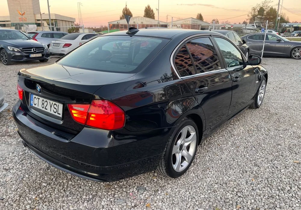 Poza 7 BMW Seria 3 318i Edition Exclusive