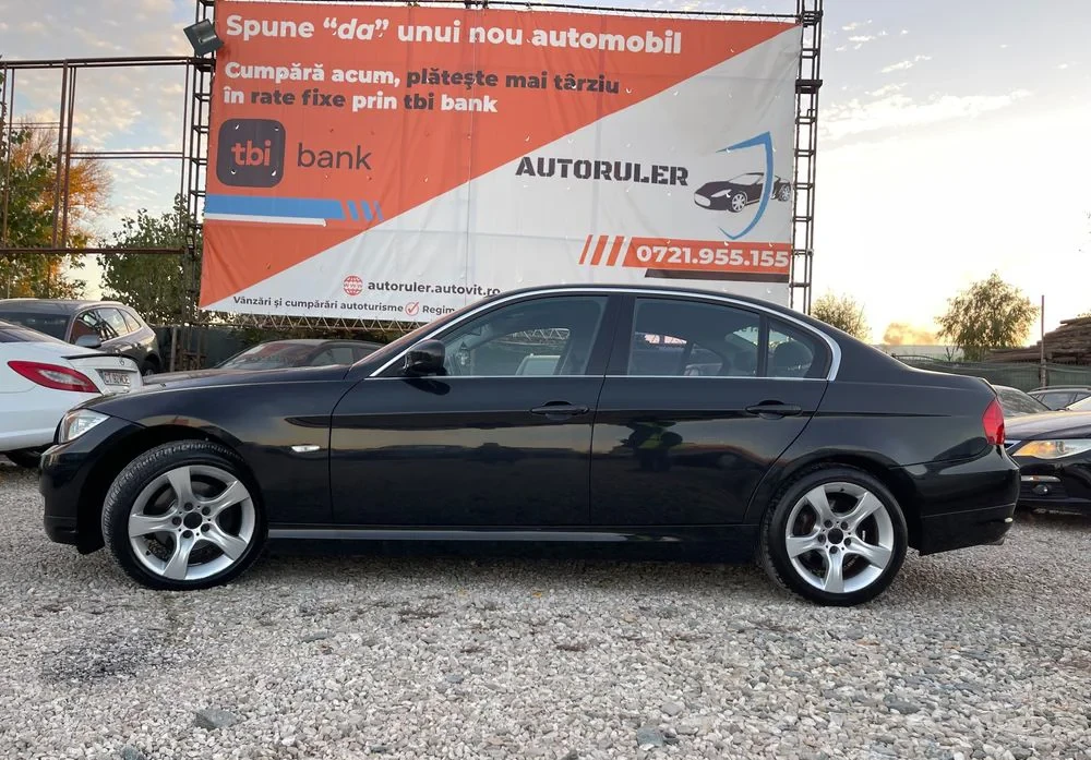 Poza 12 BMW Seria 3 318i Edition Exclusive