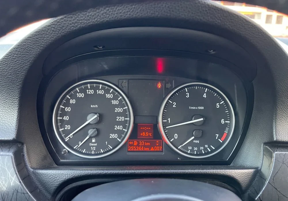 Poza 11 BMW Seria 3 318i Edition Exclusive