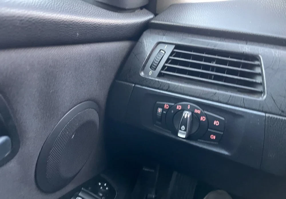 Poza 24 BMW Seria 3 318i Edition Exclusive