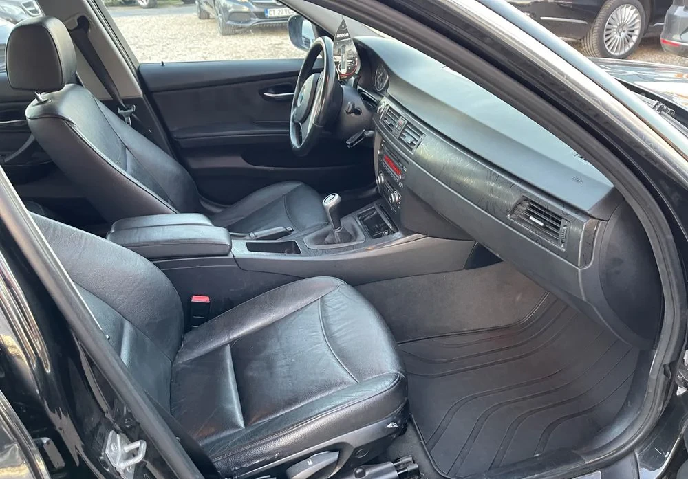 Poza 20 BMW Seria 3 318i Edition Exclusive