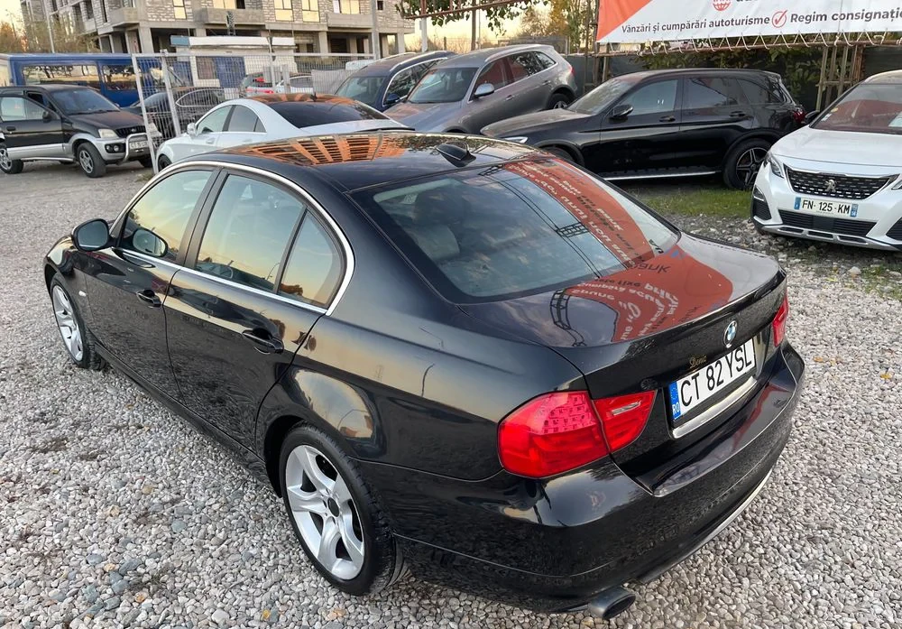 Poza 28 BMW Seria 3 318i Edition Exclusive