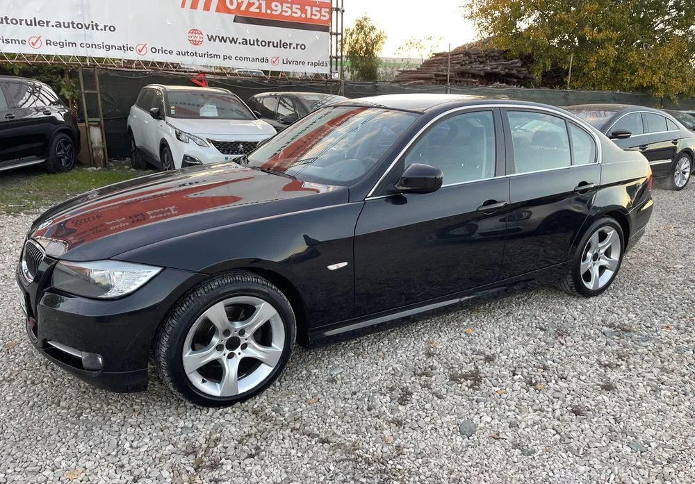 Poza 25 BMW Seria 3 318i Edition Exclusive