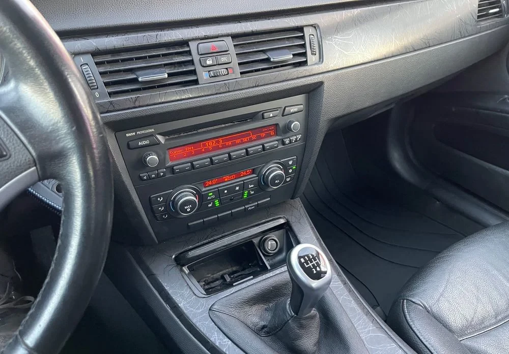 Poza 32 BMW Seria 3 318i Edition Exclusive