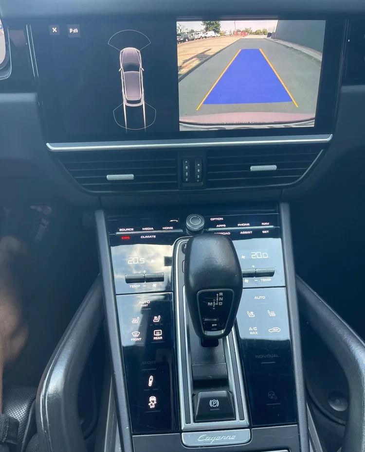 Poza 6 Porsche Cayenne Tiptronic S Platinum Edition