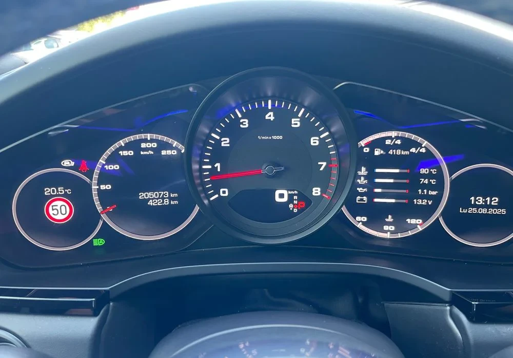 Poza 26 Porsche Cayenne Tiptronic S Platinum Edition