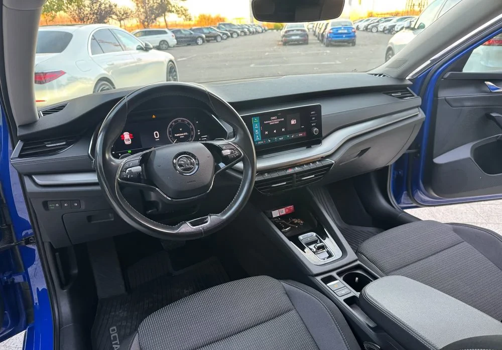 Poza 5 Skoda Octavia 2.0 TDI DSG Ambition