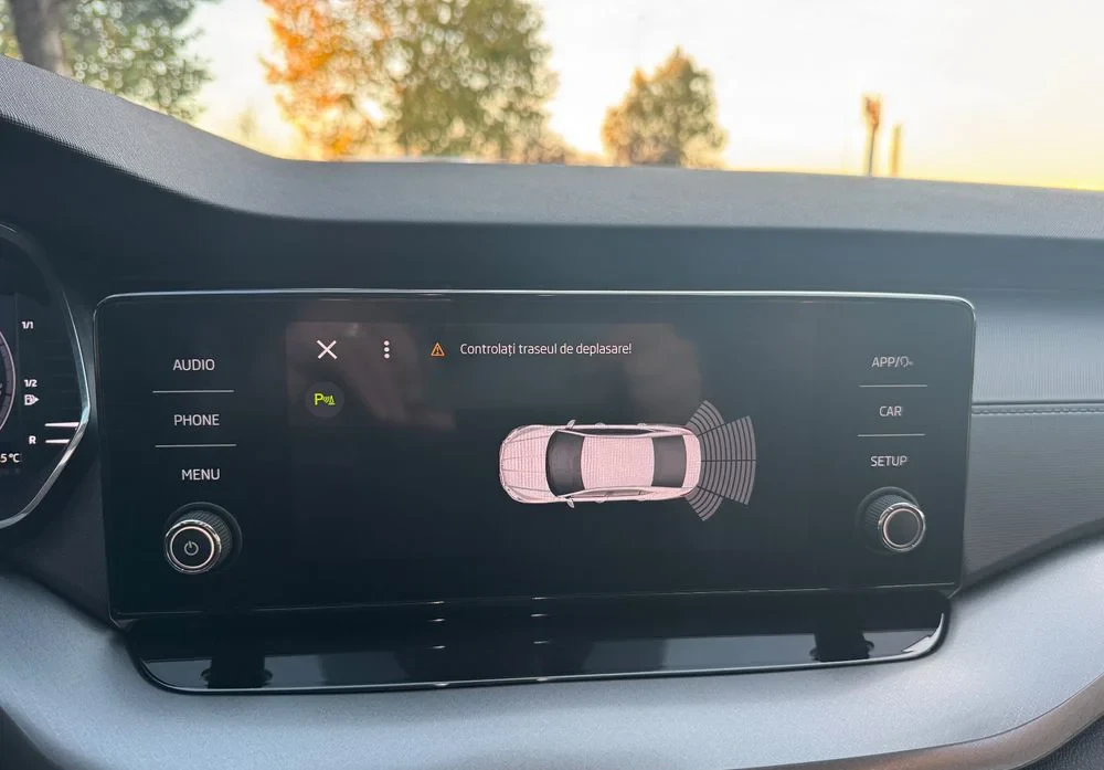 Poza 11 Skoda Octavia 2.0 TDI DSG Ambition