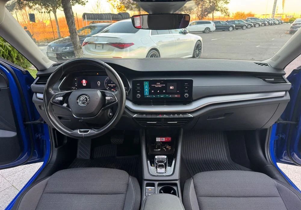 Poza 22 Skoda Octavia 2.0 TDI DSG Ambition