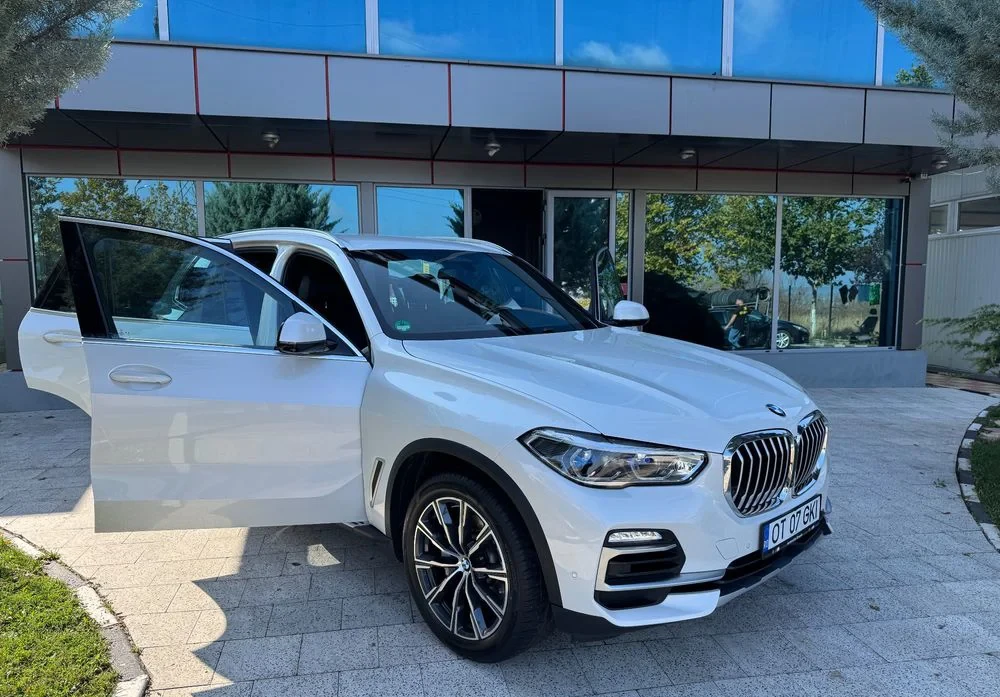 Poza 22 BMW X5 xDrive30d