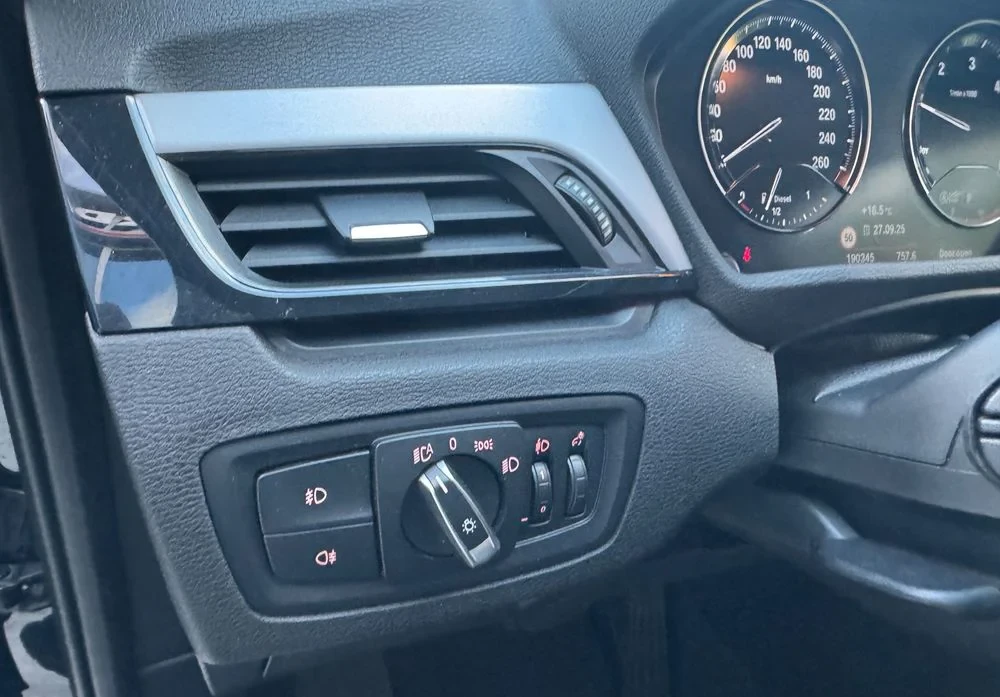 Poza 8 BMW X1 xDrive18d Aut.