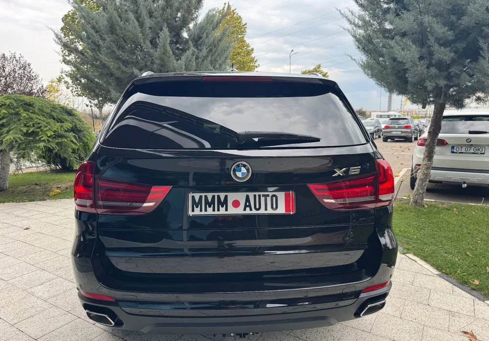 Poza 12 BMW X5 xDrive40d
