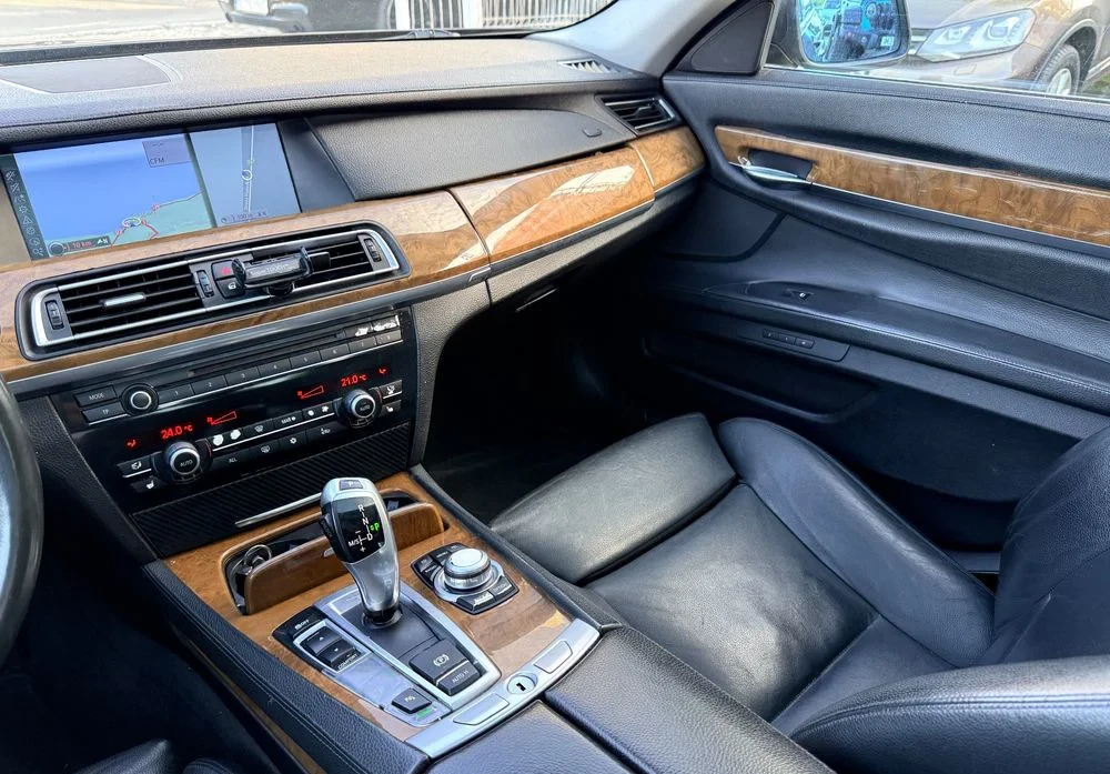 Poza 8 BMW Seria 7 730d Blue Performance