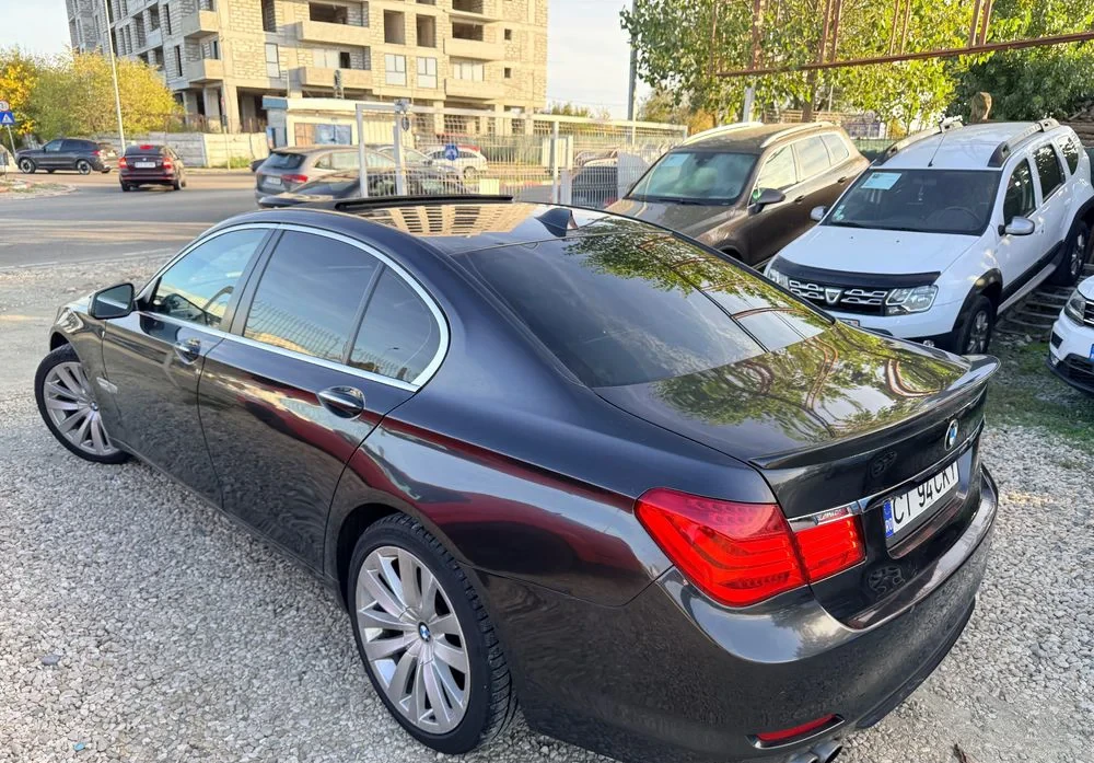 Poza 13 BMW Seria 7 730d Blue Performance