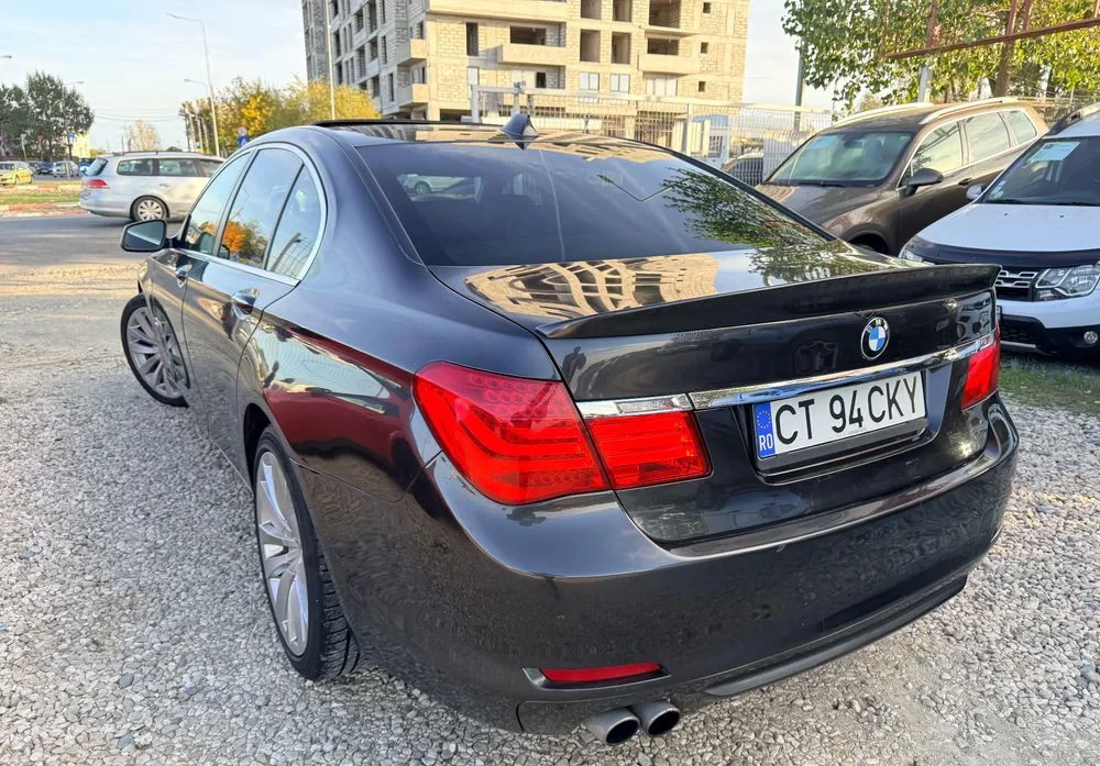 Poza 11 BMW Seria 7 730d Blue Performance
