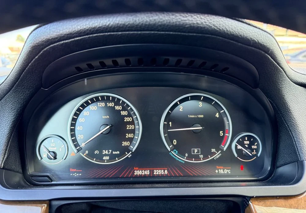 Poza 17 BMW Seria 7 730d Blue Performance