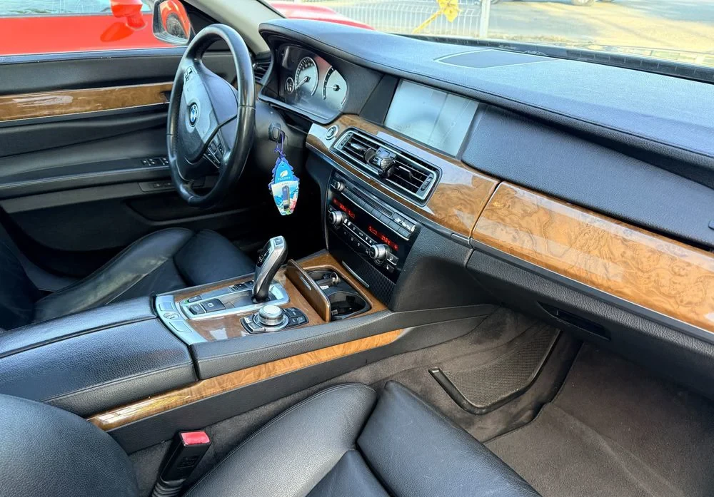 Poza 24 BMW Seria 7 730d Blue Performance