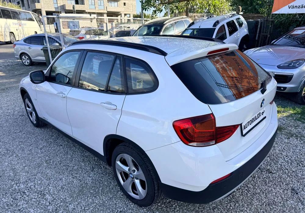 Poza 12 BMW X1 sDrive20d