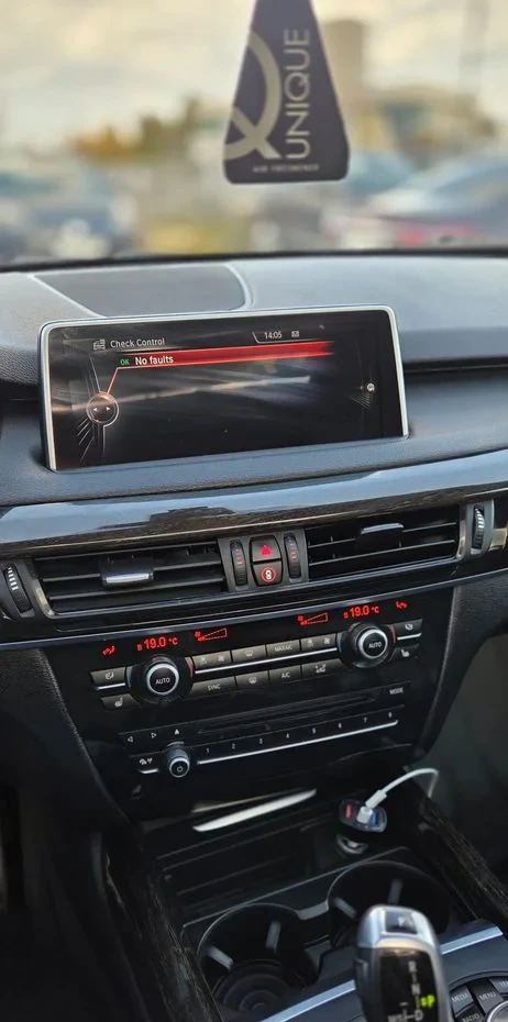 Poza 13 BMW X5 xDrive30d Sport-Aut.