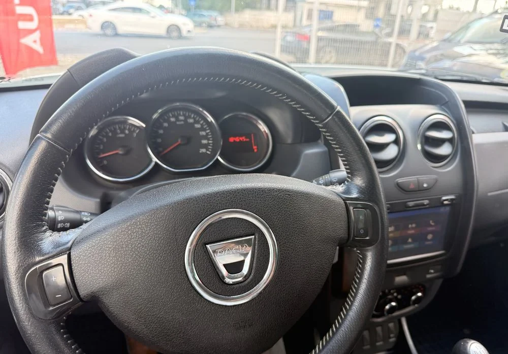 Poza 5 Dacia Duster 1.5 Blue dCi Essential