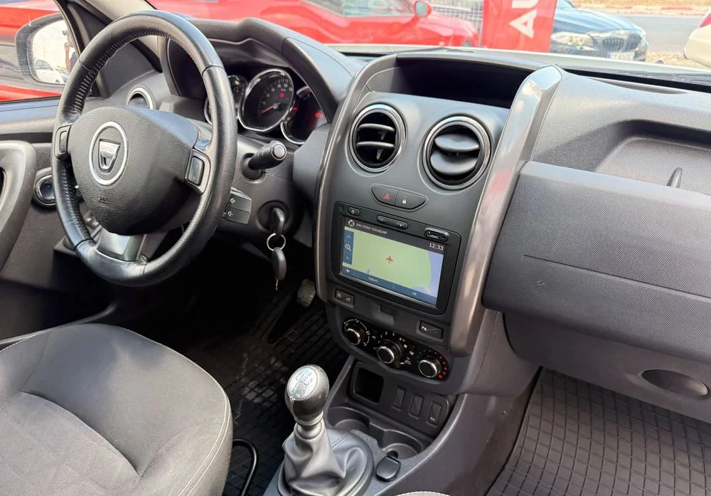 Poza 12 Dacia Duster 1.5 Blue dCi Essential