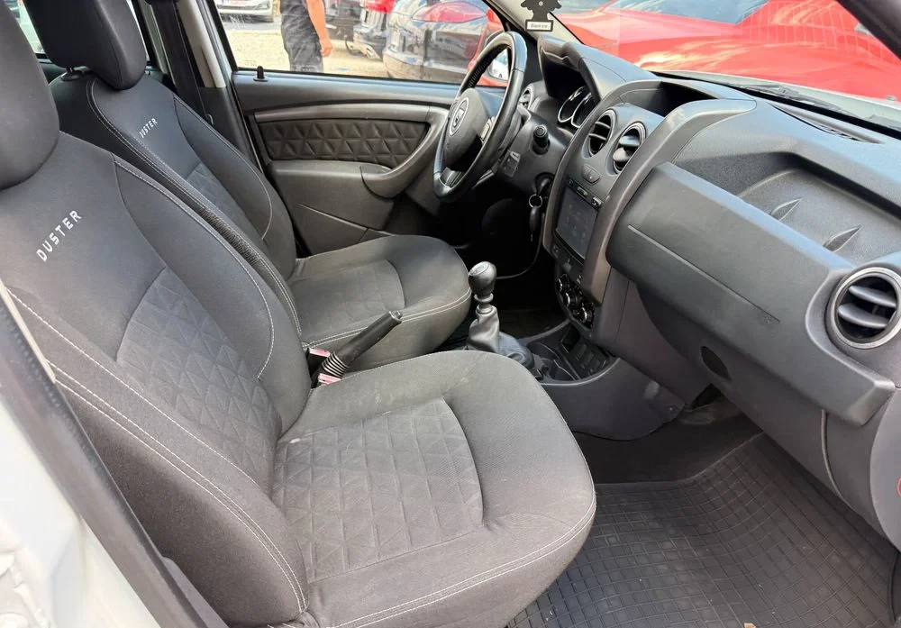 Poza 14 Dacia Duster 1.5 Blue dCi Essential