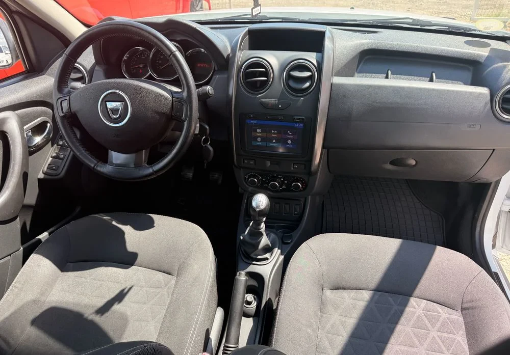 Poza 24 Dacia Duster 1.5 Blue dCi Essential