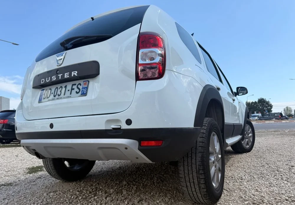 Poza 31 Dacia Duster 1.5 Blue dCi Essential