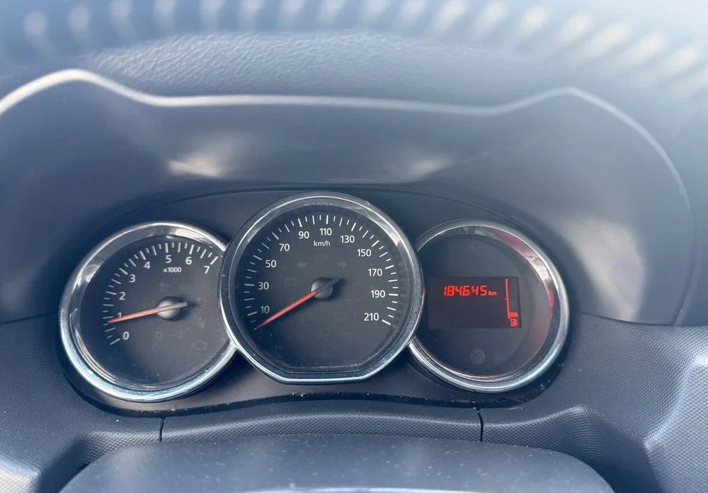 Poza 37 Dacia Duster 1.5 Blue dCi Essential