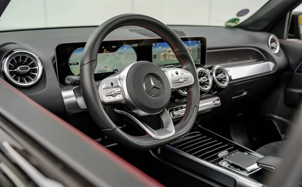 Poza 22 Mercedes-Benz GLB 200 7G-DCT AMG Line