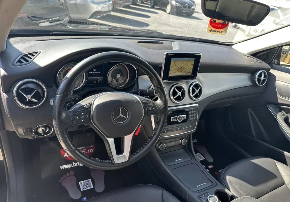 Poza 5 Mercedes-Benz GLA 200 d Aut.