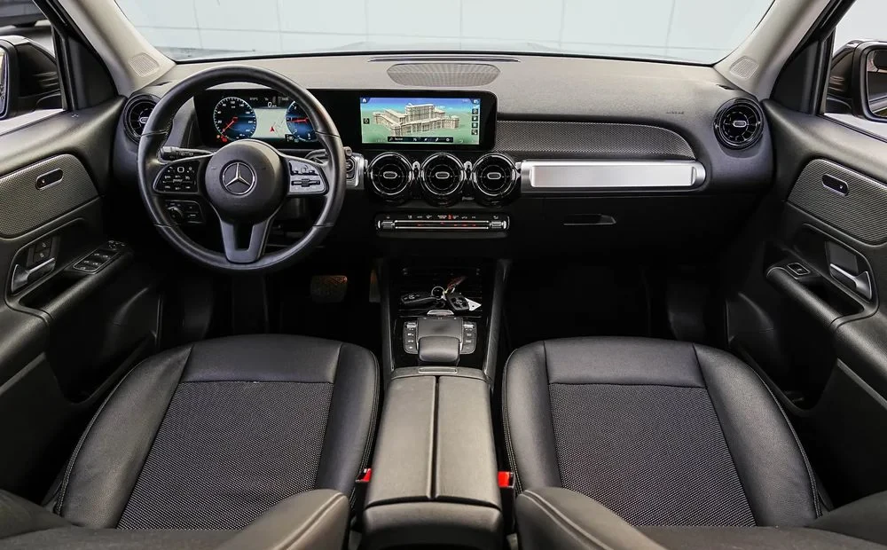 Poza 5 Mercedes-Benz GLB 200 d 8G-DCT