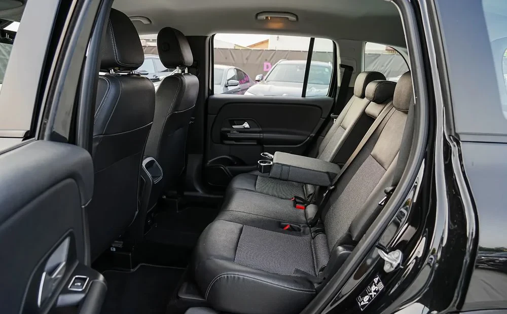 Poza 20 Mercedes-Benz GLB 200 d 8G-DCT