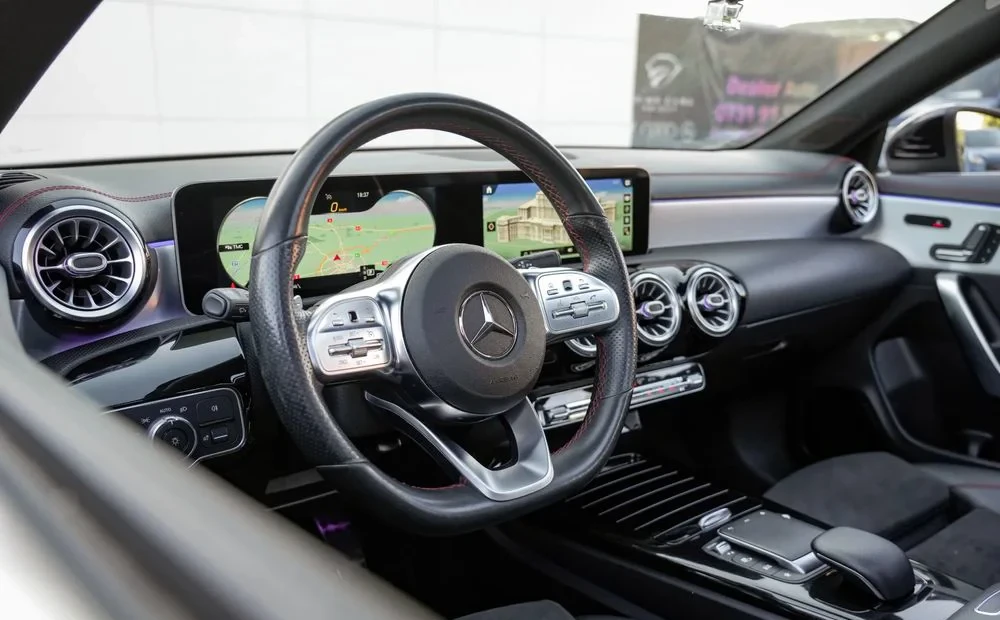 Poza 8 Mercedes-Benz CLA 180 7G-DCT AMG Line