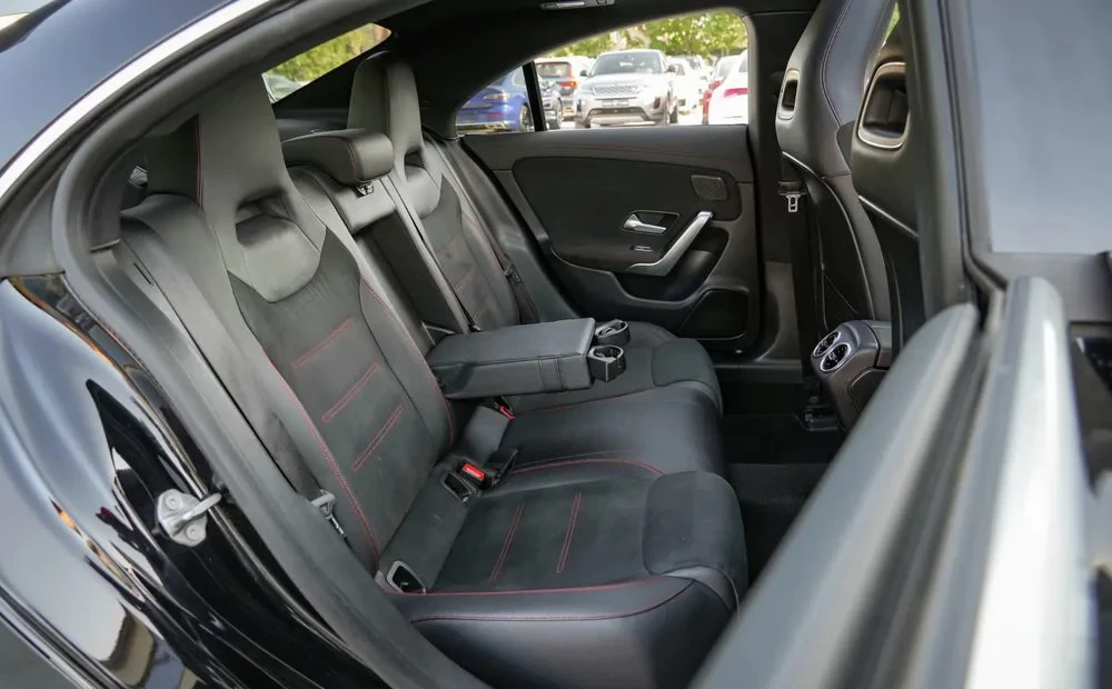 Poza 17 Mercedes-Benz CLA 180 7G-DCT AMG Line