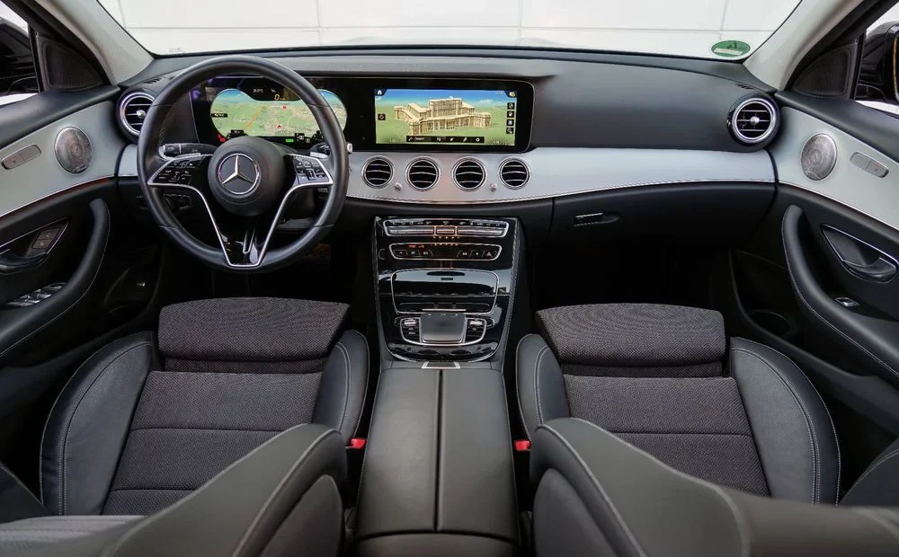 Poza 9 Mercedes-Benz E 300 de 9G-TRONIC Night Edition