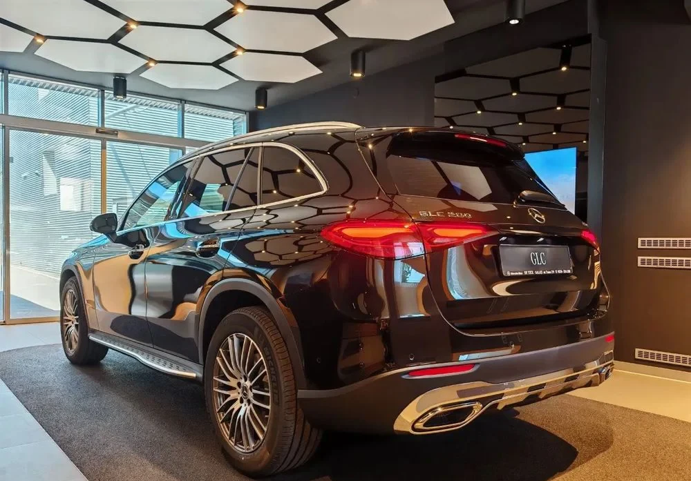 Poza 11 Mercedes-Benz GLC 200 4MATIC MHEV