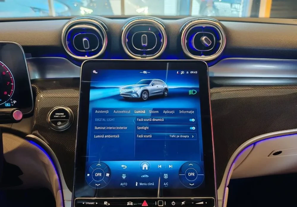 Poza 28 Mercedes-Benz GLC 200 4MATIC MHEV