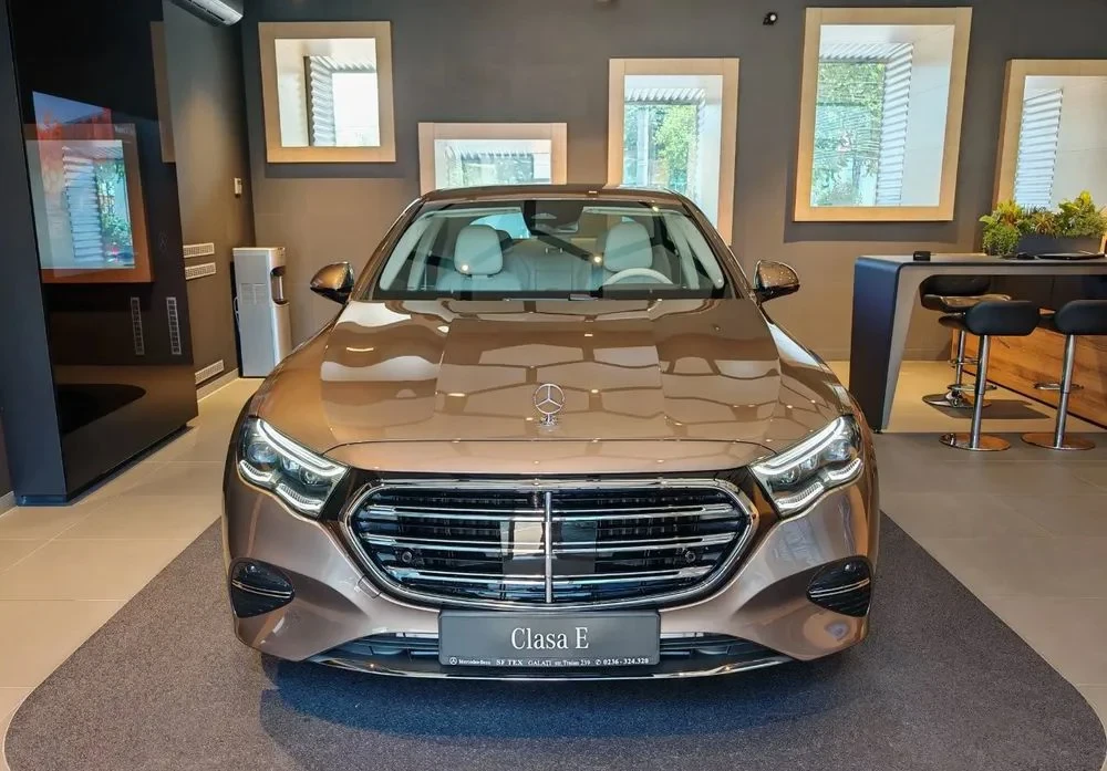 Poza 5 Mercedes-Benz E 220 d MHEV 4MATIC Aut.