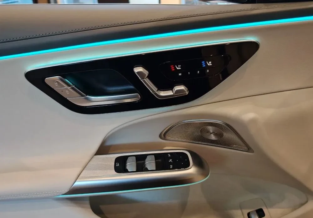 Poza 20 Mercedes-Benz E 220 d MHEV 4MATIC Aut.