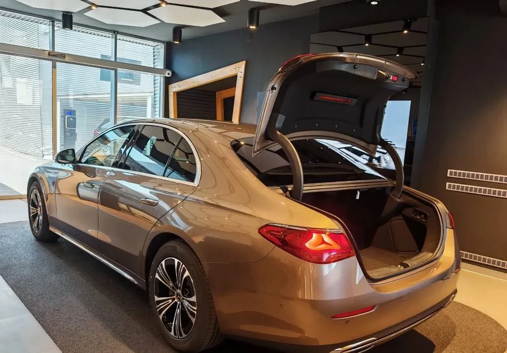 Poza 17 Mercedes-Benz E 220 d MHEV 4MATIC Aut.