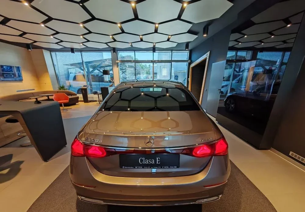 Poza 18 Mercedes-Benz E 220 d MHEV 4MATIC Aut.