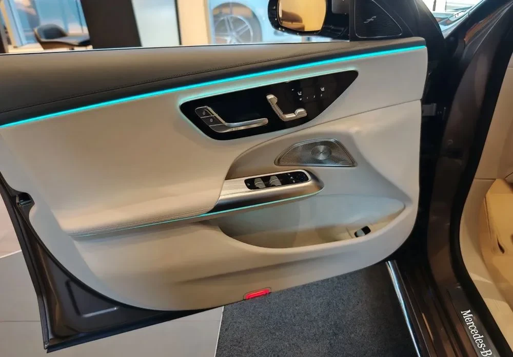 Poza 19 Mercedes-Benz E 220 d MHEV 4MATIC Aut.