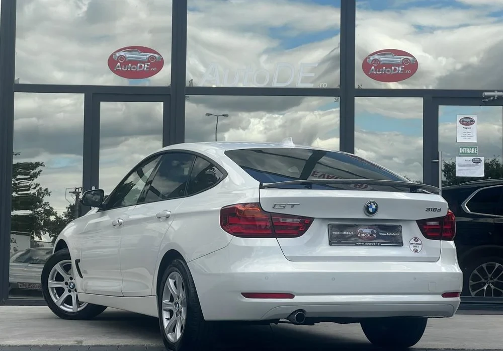 Poza 3 BMW Seria 3 318d GT Aut.
