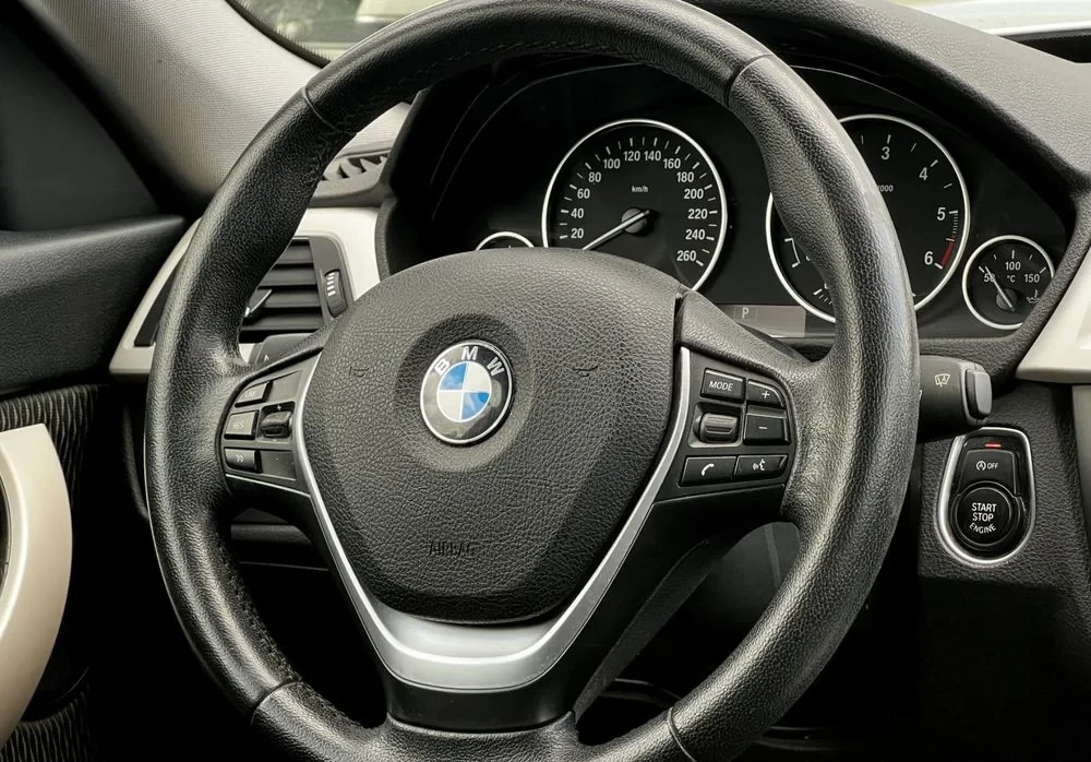 Poza 10 BMW Seria 3 318d GT Aut.